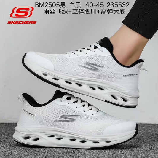 SKECHERS